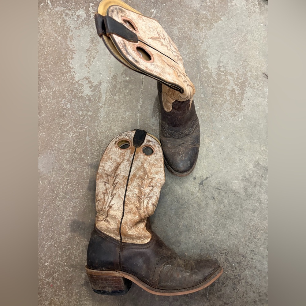 Challenger made in Canada cowboy festival Western Pull-On Cowboy Boots